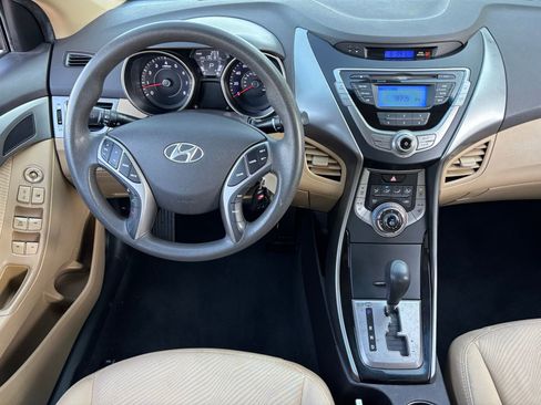 Used 2013 Hyundai Elantra GLS w/ Preferred Pkg FWD image 20