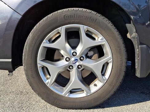 Used 2018 Subaru Forester 2.5i Touring w/ Popular Package #3B image 9