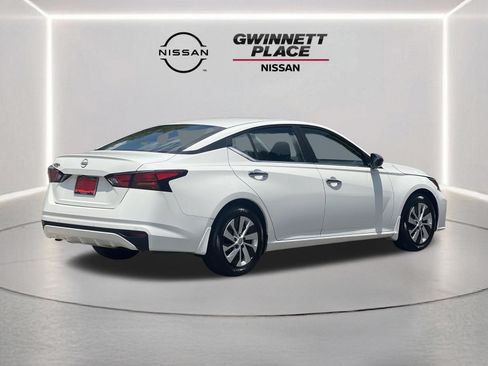 Certified 2024 Nissan Altima 2.5 S FWD image 24