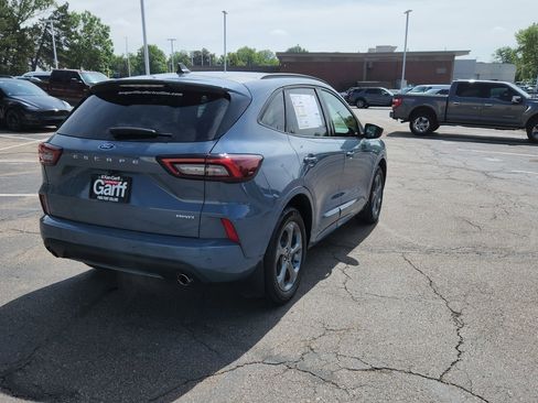 Used 2024 Ford Escape ST-Line w/ Tech Pack #1 AWD/4WD image 13