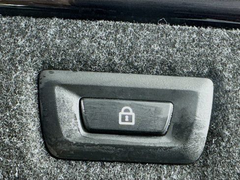 Used 2017 BMW 540i RWD image 35