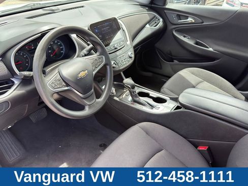 Used 2023 Chevrolet Malibu LT w/ Driver Confidence Package FWD image 8