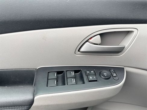 Used 2013 Honda Odyssey EX-L image 21