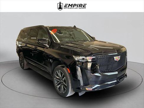 Used 2022 Cadillac Escalade ESV Sport image 1