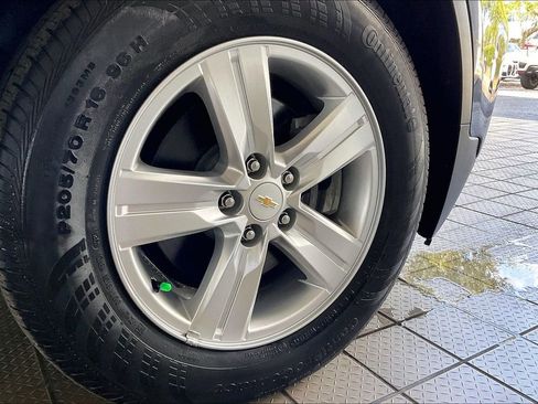 Used 2022 Chevrolet Trax LT w/ LT Convenience Package image 33