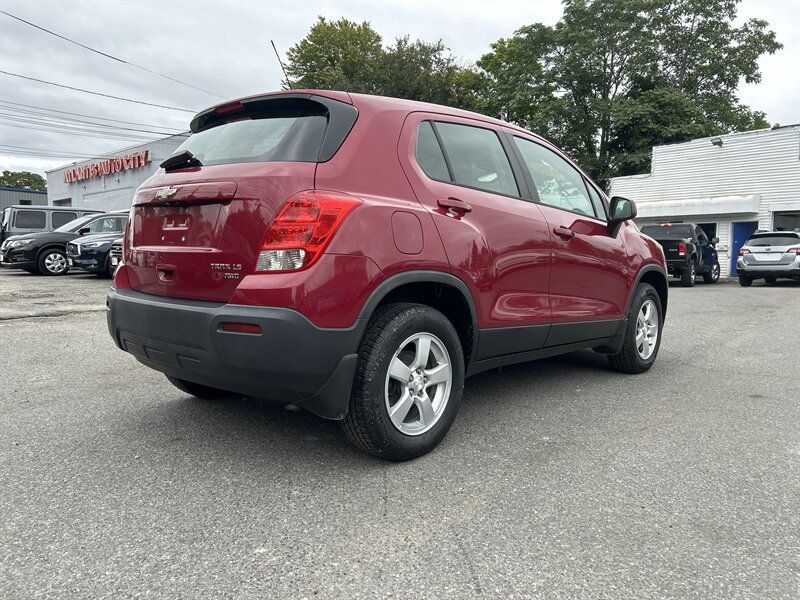 Used 2015 Chevrolet Trax LS w/ LPO, Protection Package AWD/4WD image 4