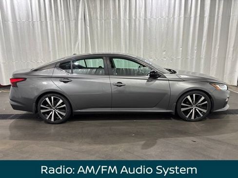 Certified 2020 Nissan Altima 2.5 SR FWD image 2