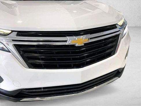 Used 2023 Chevrolet Equinox LT FWD image 30