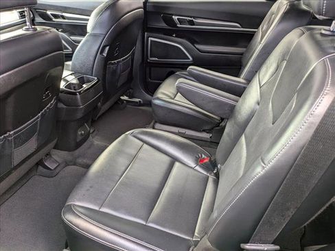 Used 2022 Kia Telluride S image 18
