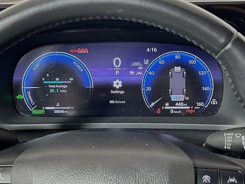 Used 2023 Toyota Crown AWD/4WD image 13