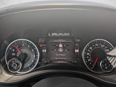 Used 2023 RAM 1500 Big Horn AWD/4WD image 11