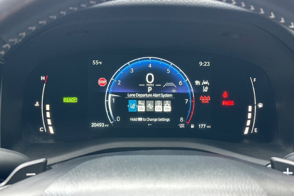Used 2025 Toyota Camry SE w/ Convenience Package FWD image 28