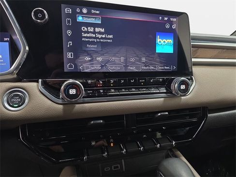 Used 2024 GMC Canyon Denali image 20