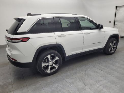 Used 2022 Jeep Grand Cherokee Limited 4xe image 10