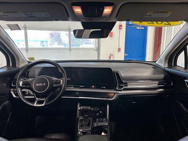Used 2024 Kia Sportage EX AWD/4WD image 15