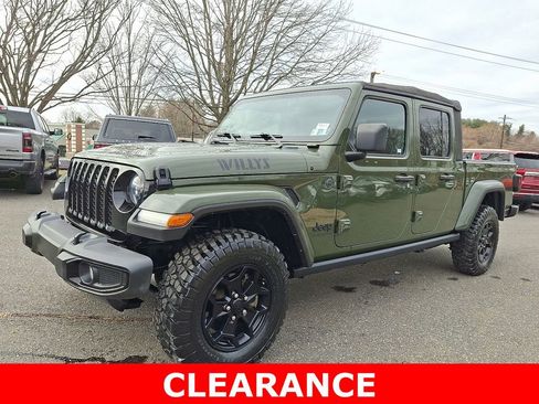 Used 2022 Jeep Gladiator Willys image 3