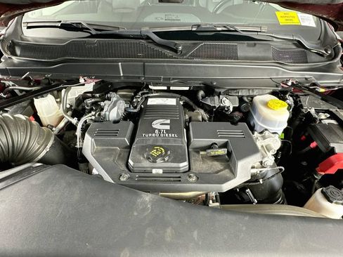 Used 2023 RAM 3500 Laramie AWD/4WD image 32
