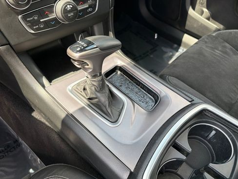 Used 2019 Dodge Charger Scat Pack w/ Dynamics Package RWD image 26
