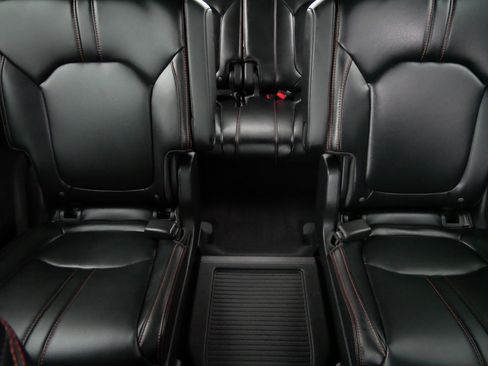 Certified 2025 Honda Pilot TrailSport image 13