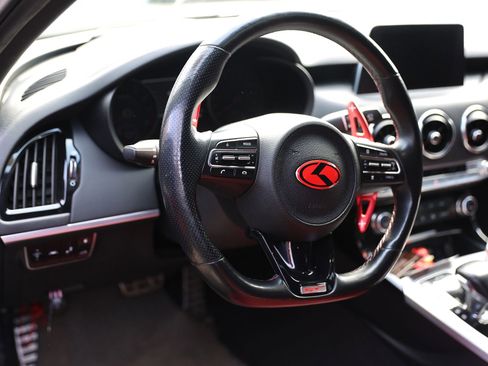 Used 2018 Kia Stinger GT2 w/ Paint Protection Package image 8