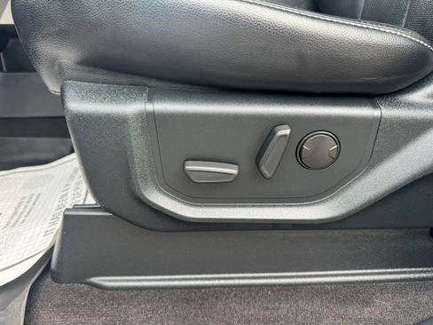 Used 2020 Ford F150 Lariat AWD/4WD image 26