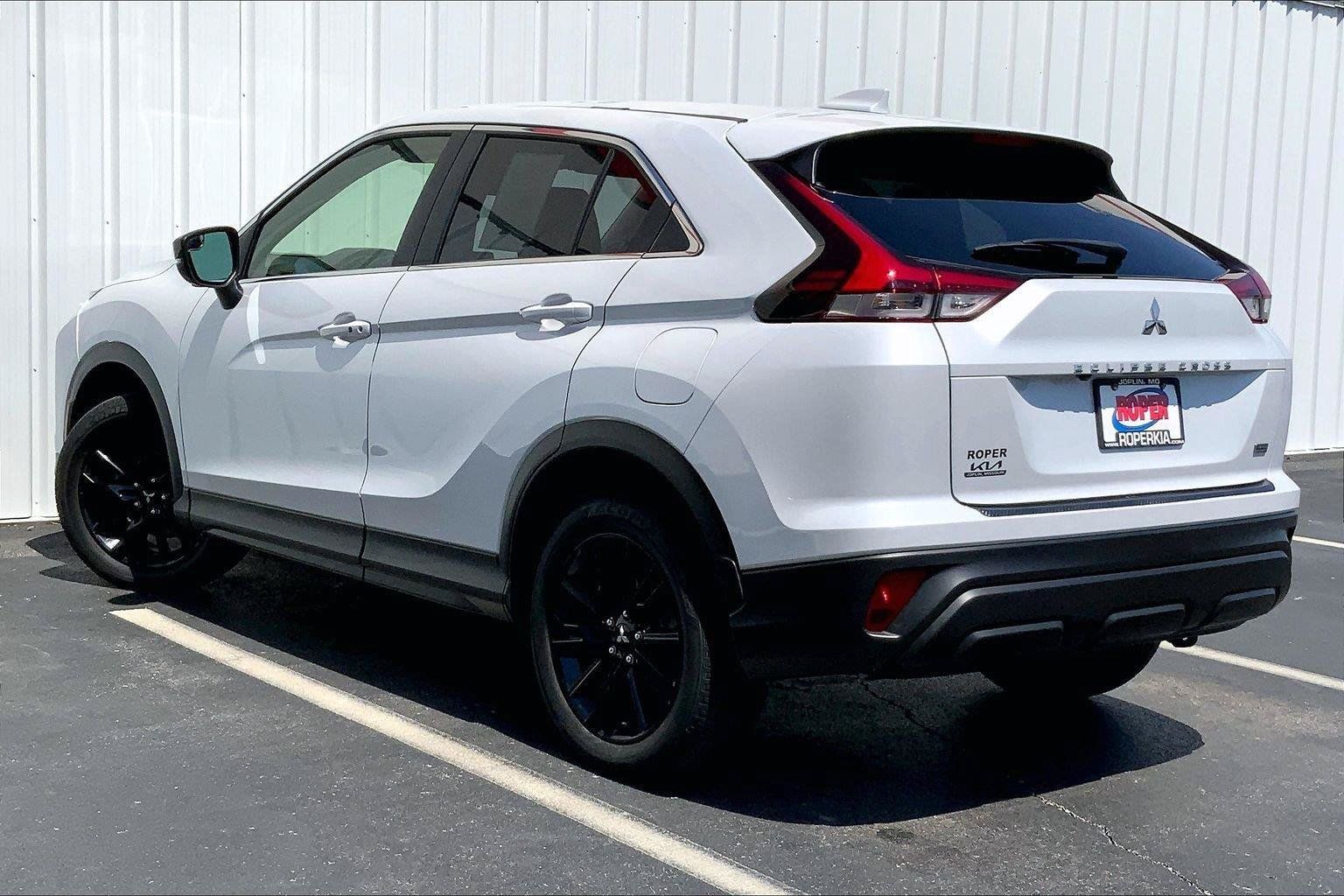 Used 2024 Mitsubishi Eclipse Cross LE AWD/4WD image 10