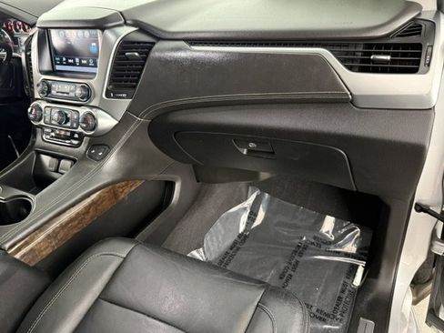 Used 2019 Chevrolet Tahoe LT RWD image 17