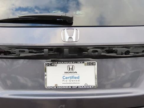 Certified 2025 Honda Pilot Elite image 7