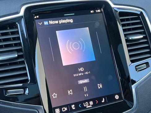 Used 2025 Volvo XC90 B6 Ultra image 24