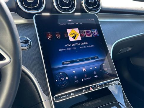 Used 2025 Mercedes-Benz C 300 Sedan image 8