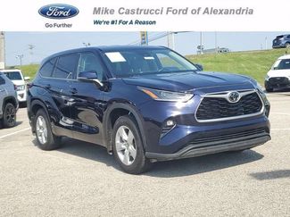 Used 2021 Toyota Highlander LE video 1