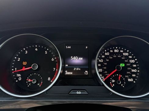 Used 2018 Volkswagen Tiguan SE AWD/4WD image 47