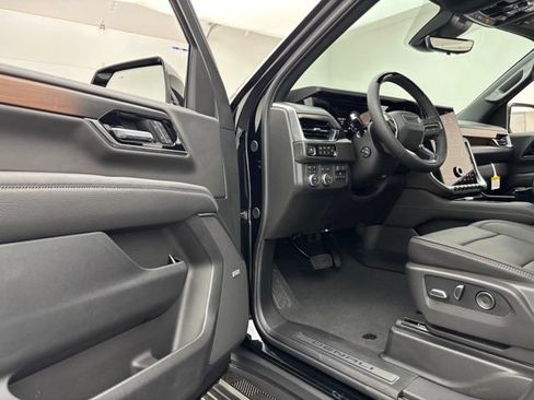 New 2026 GMC Yukon XL Denali w/ Denali Reserve Package AWD/4WD image 20