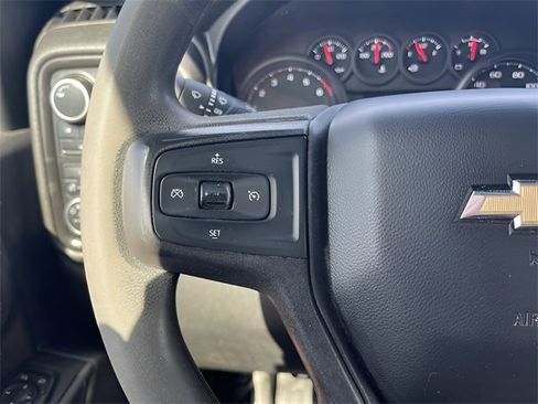 Used 2020 Chevrolet Silverado 2500 W/T w/ WT Safety Package image 17