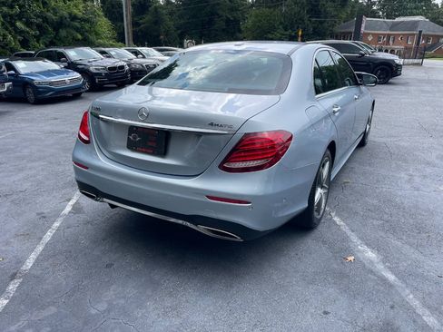 Used 2017 Mercedes-Benz E 300 4MATIC w/ Premium 2 Package image 6