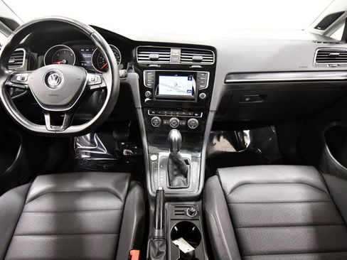 Used 2015 Volkswagen Golf TDI SEL FWD image 3