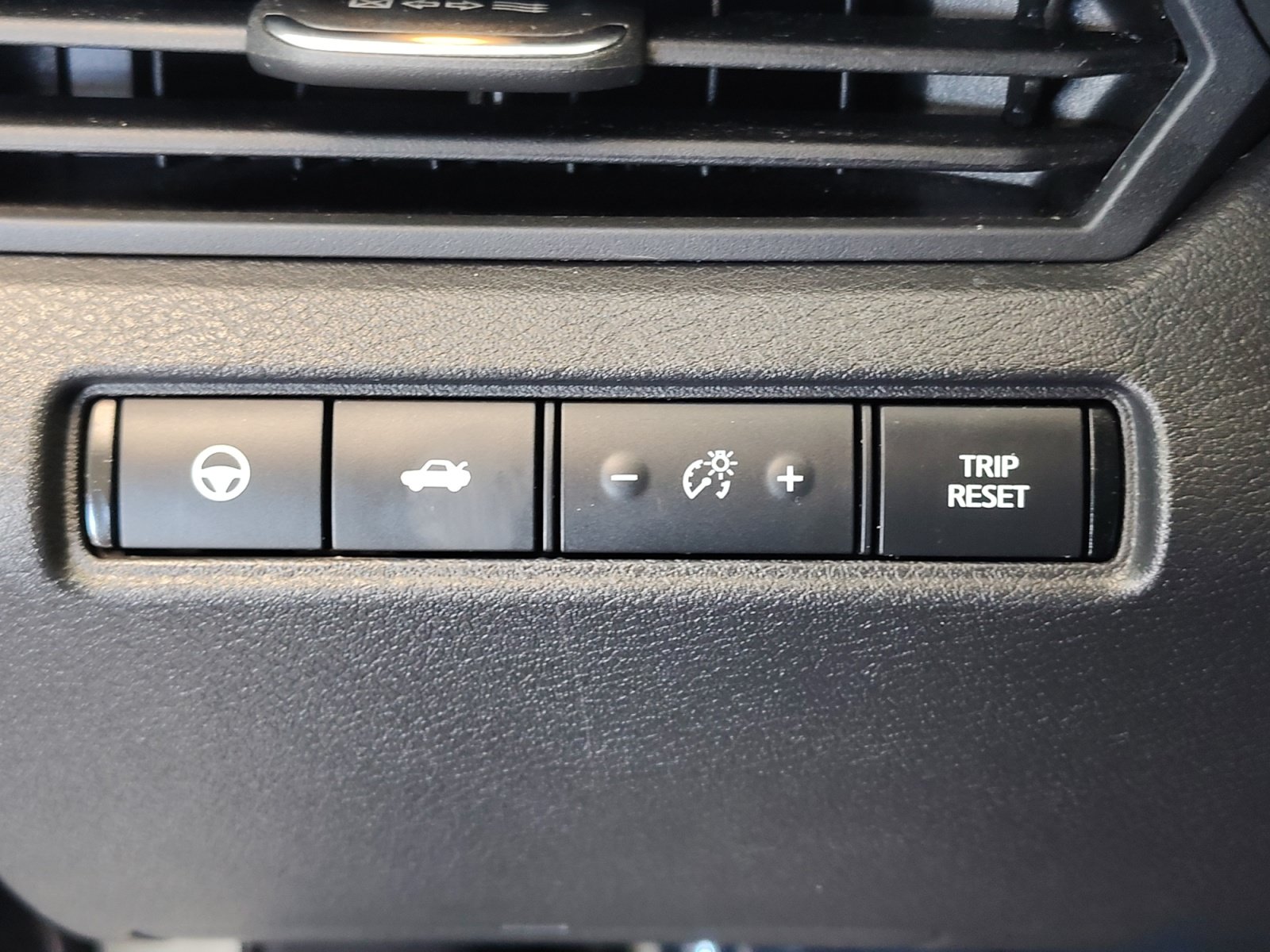 Used 2019 Nissan Altima 2.0 Platinum FWD image 29