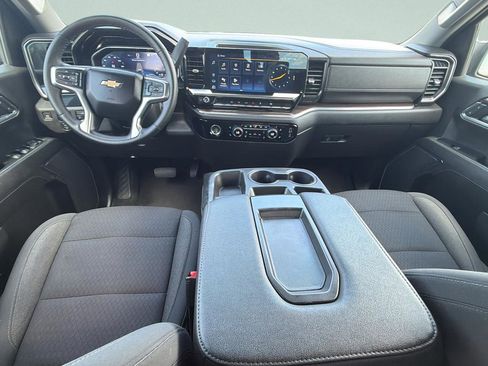 Used 2023 Chevrolet Silverado 1500 LT AWD/4WD image 17