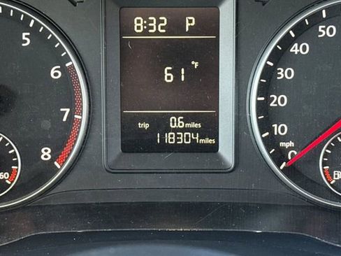 Used 2010 Volkswagen Jetta Limited Edition image 28