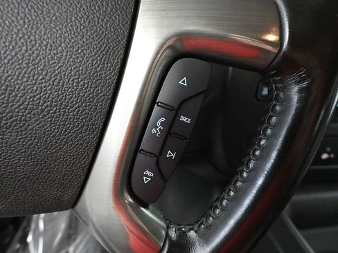 Used 2018 GMC Savana 2500 image 25