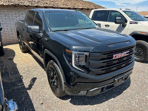 Used 2026 GMC Sierra 1500 Elevation AWD/4WD image 3
