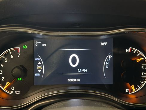 Used 2021 Jeep Grand Cherokee Limited AWD/4WD image 27