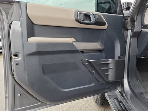 Used 2022 Ford Bronco Wildtrak image 17