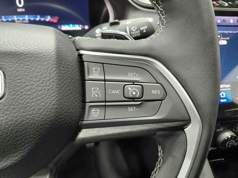 Used 2024 Jeep Grand Cherokee L Limited w/ Luxury Tech Group II image 44