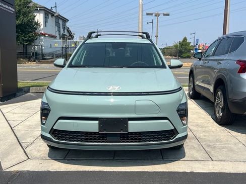 Certified 2024 Hyundai Kona SEL FWD image 6