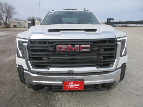 New 2026 GMC Sierra 2500 Pro image 12