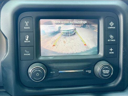 Used 2021 Jeep Wrangler Sport image 14