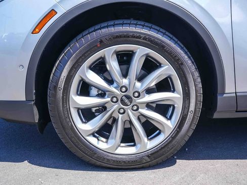 Used 2021 Lincoln Corsair FWD w/ Premium Package image 11
