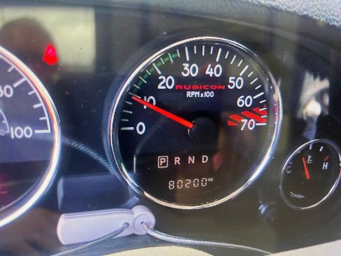 Used 2018 Jeep Wrangler Unlimited Rubicon image 5