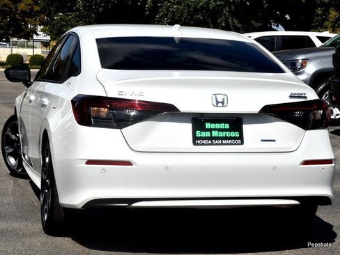 Certified 2025 Honda Civic Sport Touring image 4